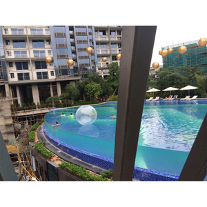 Las paredes acrílicas de las piscinas son un componente de diseño indispensable en la mayoría de las piscinas de lujo: Leyu